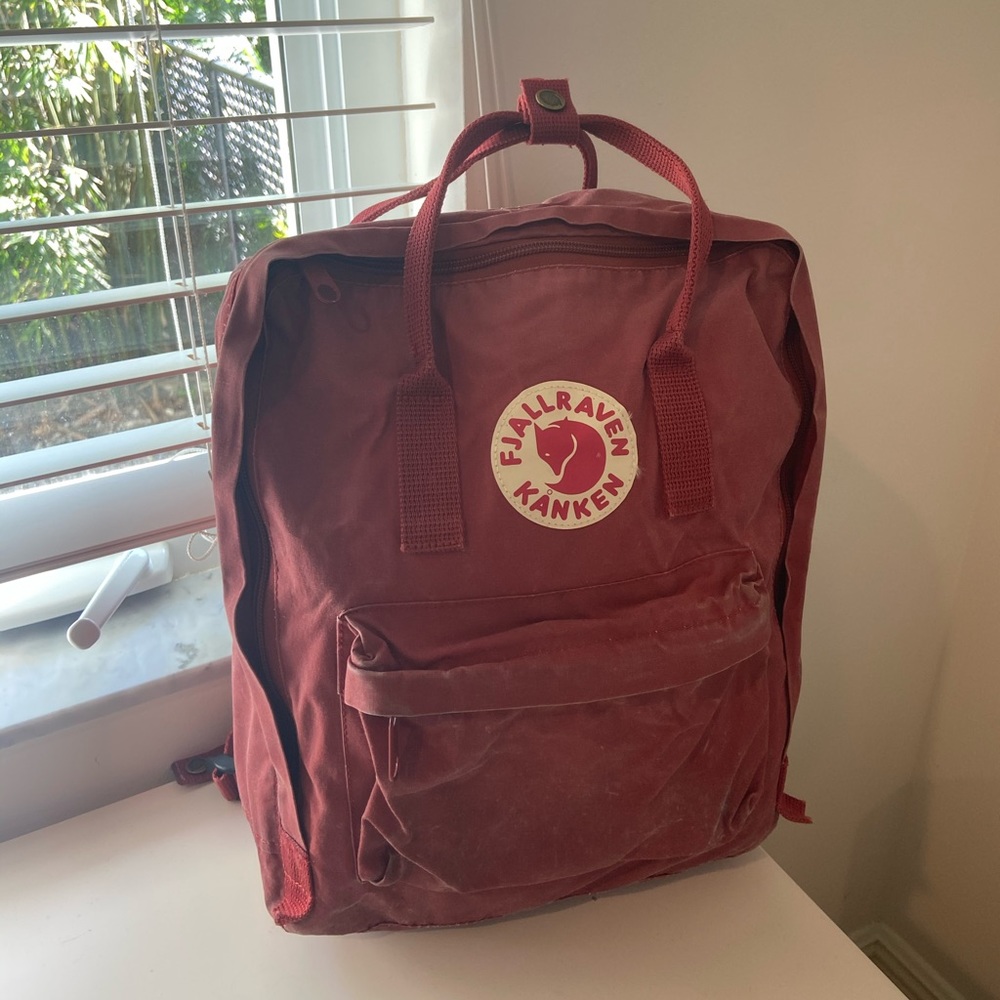 Fjallraven Kanken Red back pack